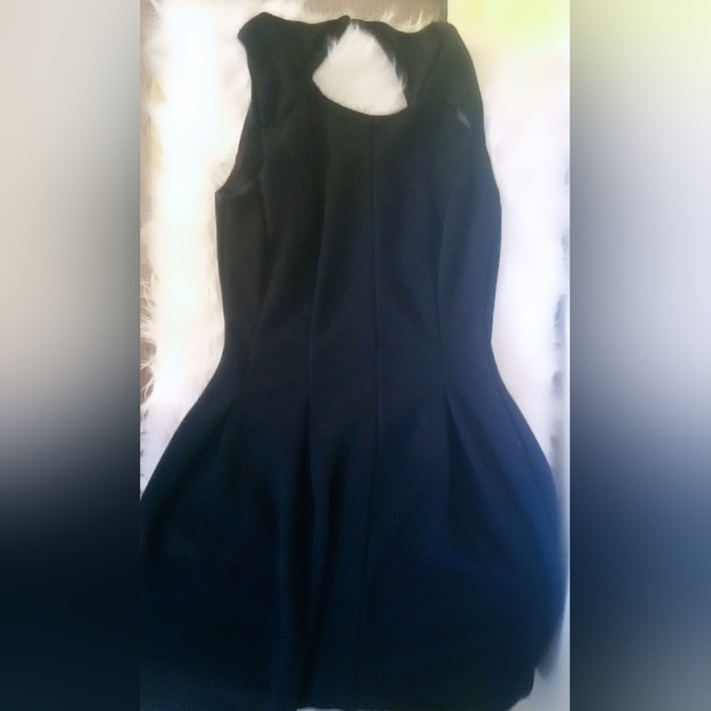 Elle Black dress
